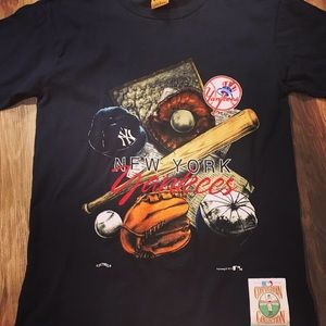 Vintage Nutmeg Yankees T